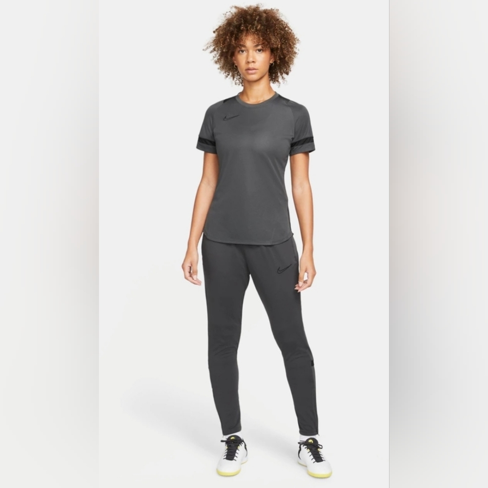New Nike Women's Dri-FIT Academy Soccer Grey Shirt Size L Large Lightweight